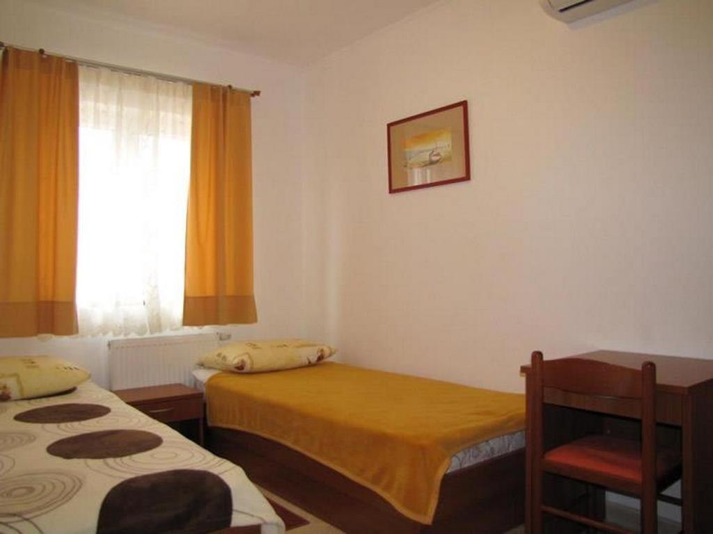 Family Friendly Apartments With A Swimming Pool Nevidjane, Pasman - 18054 Neviđane Eksteriør billede