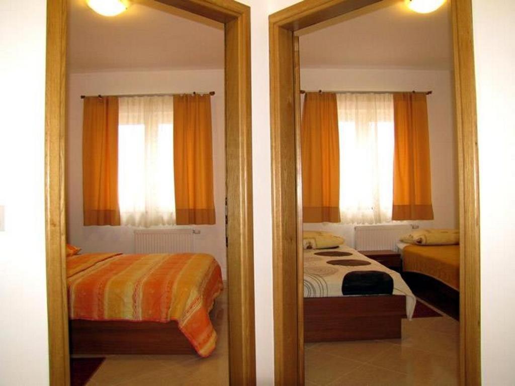 Family Friendly Apartments With A Swimming Pool Nevidjane, Pasman - 18054 Neviđane Eksteriør billede