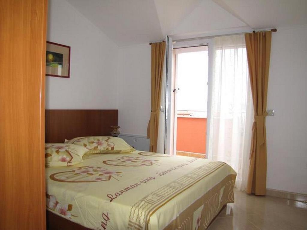 Family Friendly Apartments With A Swimming Pool Nevidjane, Pasman - 18054 Neviđane Eksteriør billede