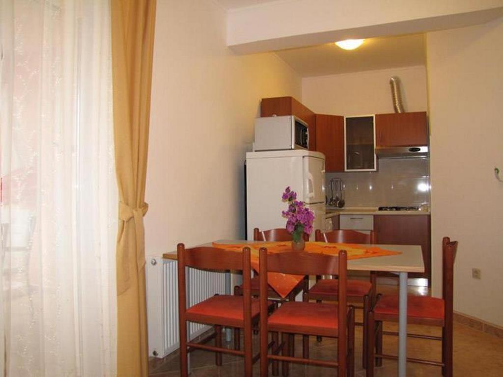 Family Friendly Apartments With A Swimming Pool Nevidjane, Pasman - 18054 Neviđane Eksteriør billede