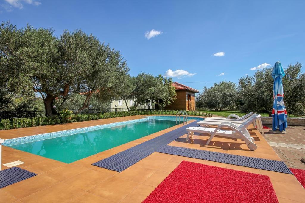 Family Friendly Apartments With A Swimming Pool Nevidjane, Pasman - 18054 Neviđane Eksteriør billede