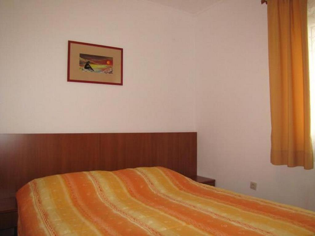 Family Friendly Apartments With A Swimming Pool Nevidjane, Pasman - 18054 Neviđane Eksteriør billede